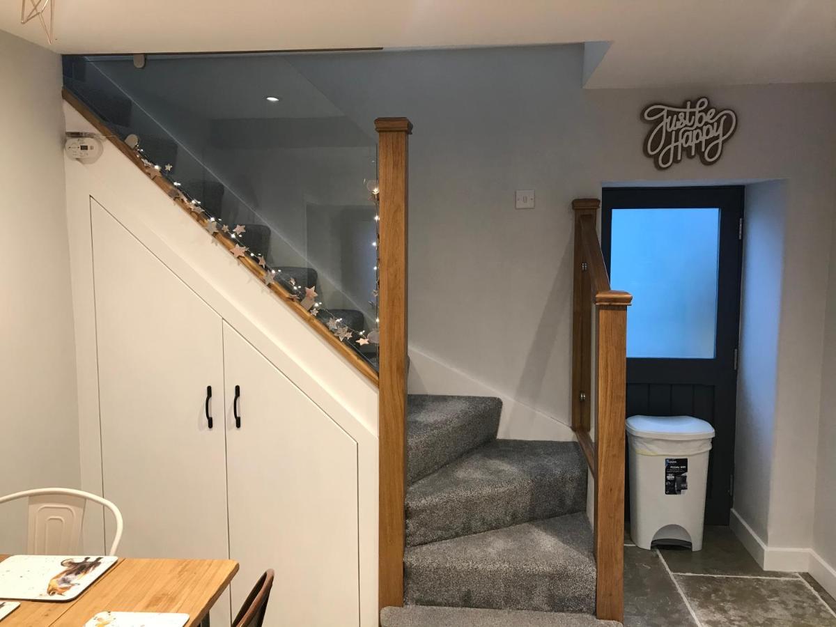 Rustic Retreats Jacks Cottage With Hot Tub & Alpaca Walking Experiences 马特洛克 外观 照片